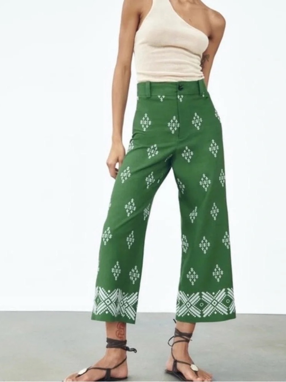 NEW Zara Embroidery High Waisted Straight Pants Size Medium  Viscose Linen